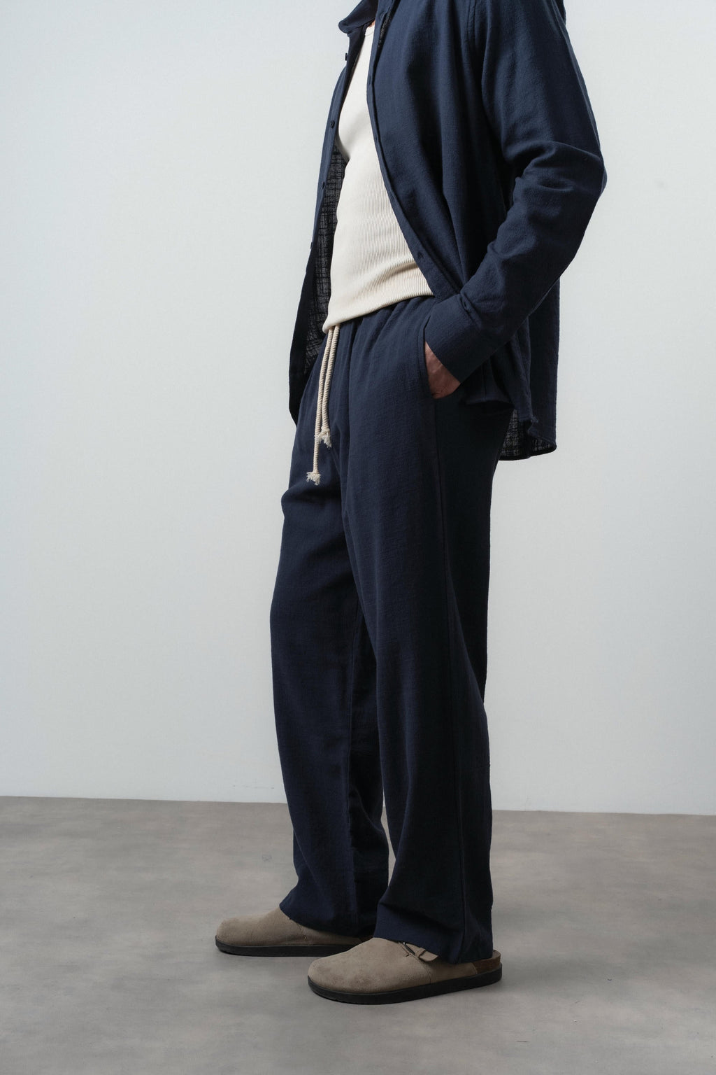 R Embroidered Baggy Sweatpant Navy