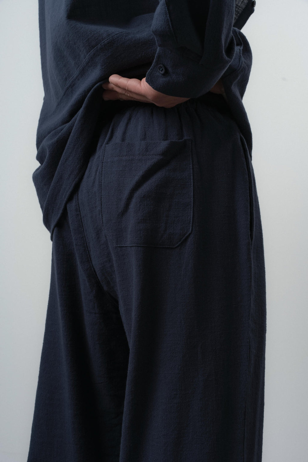 R Embroidered Baggy Sweatpant Navy