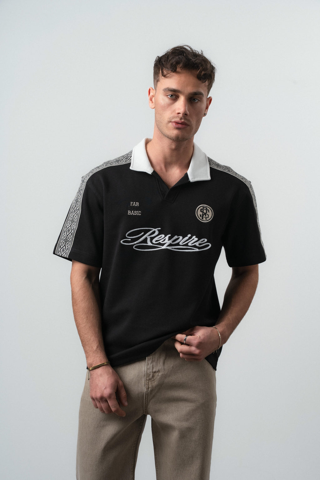 Respire Regular Fit Retro T-Shirt Black