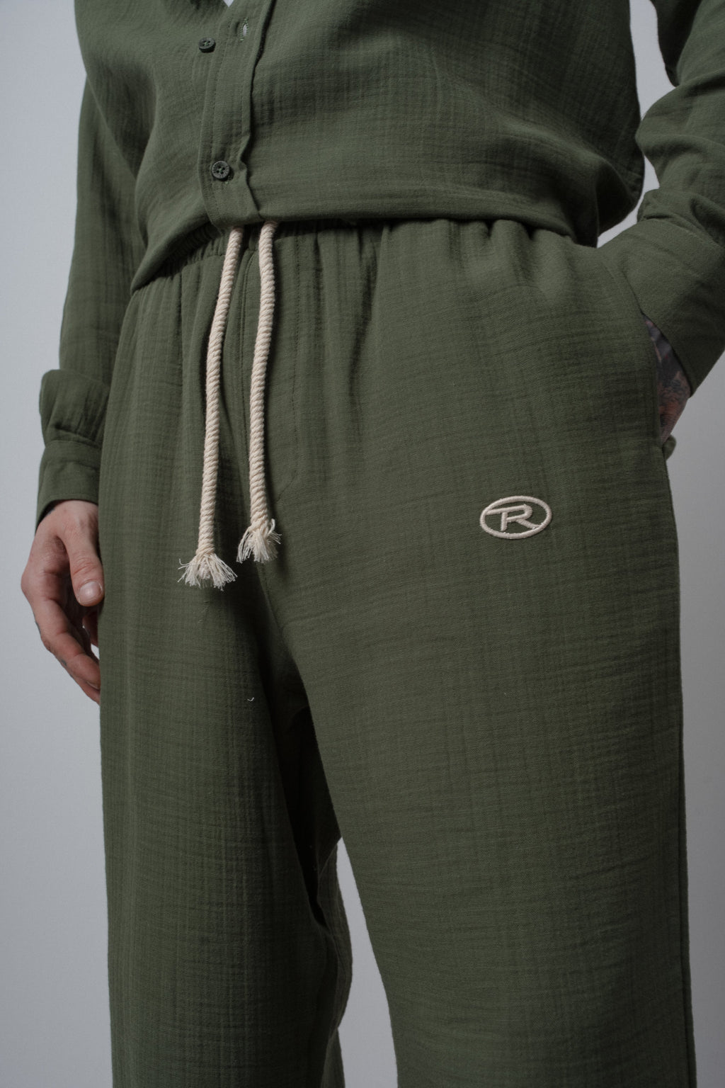 Muslin Baggy Sweatpant Dark Khaki