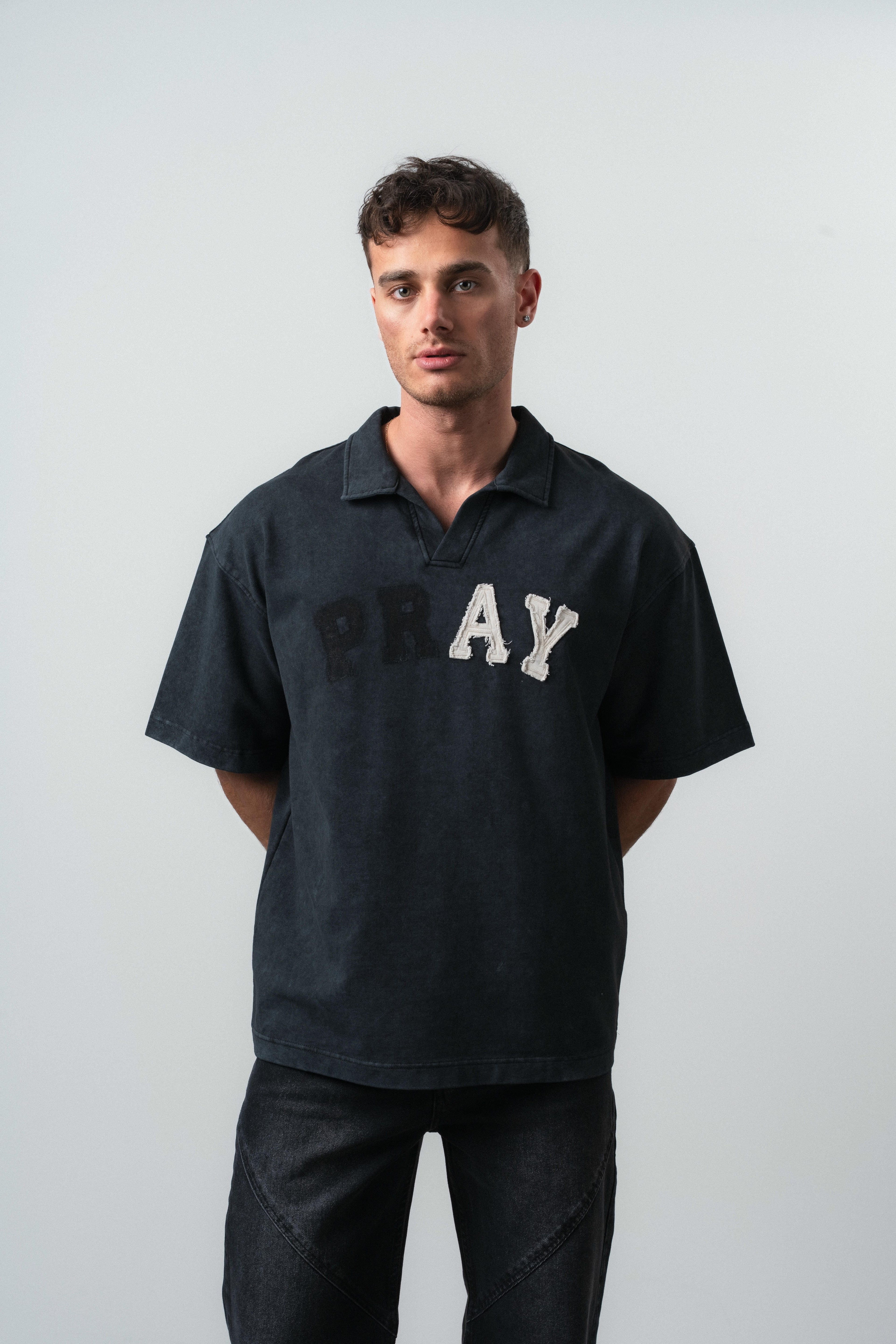 Pray Oversized T-Shirt Black