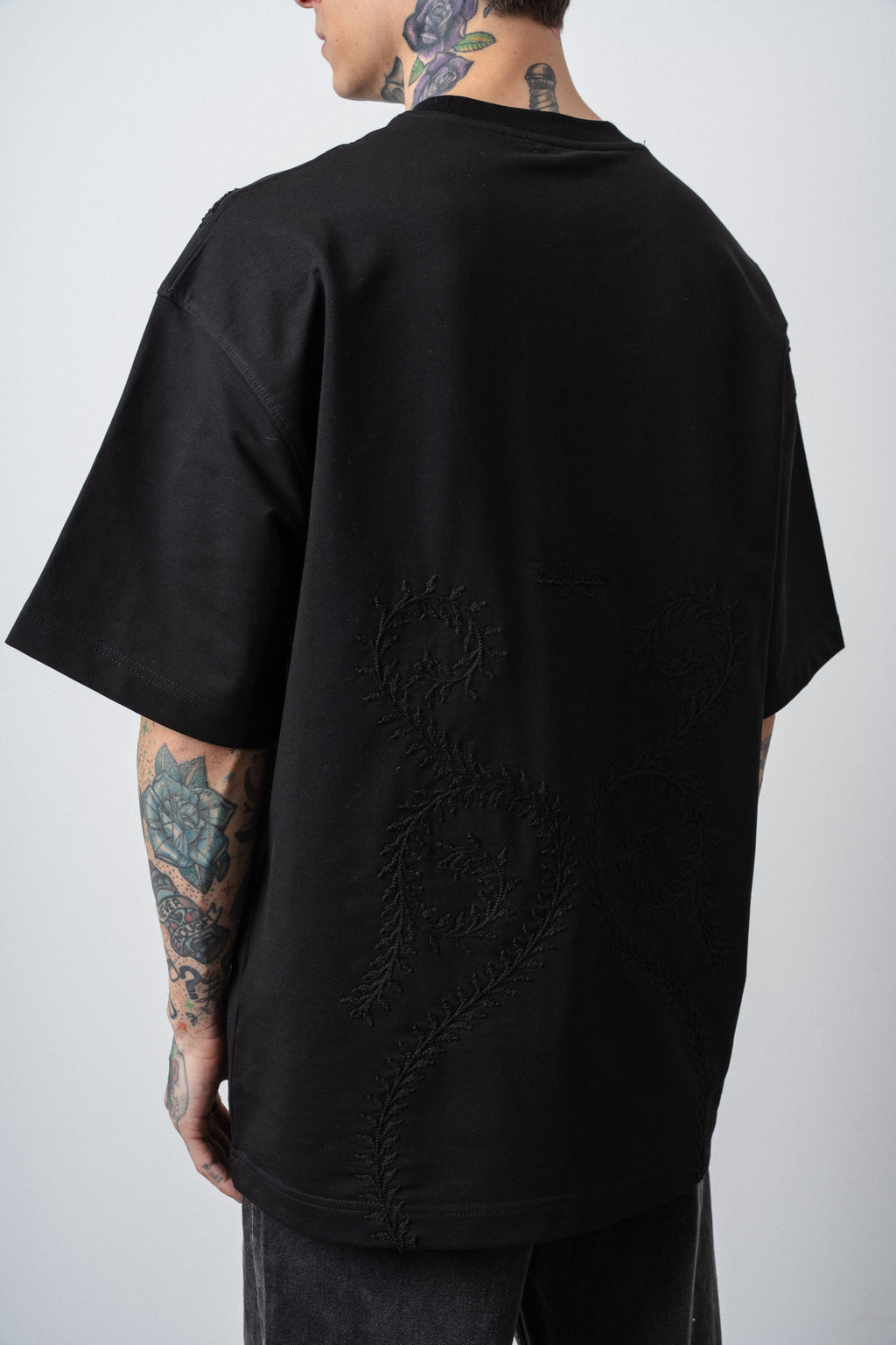 Itsbyzey Spiral Oversized T-Shirt Black
