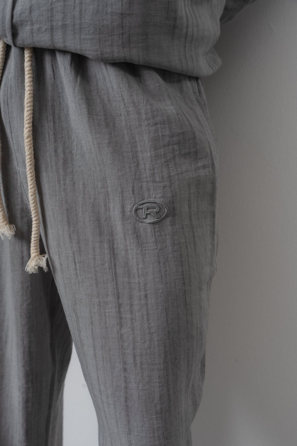R Embroidered Oversized Tracksuit Gray