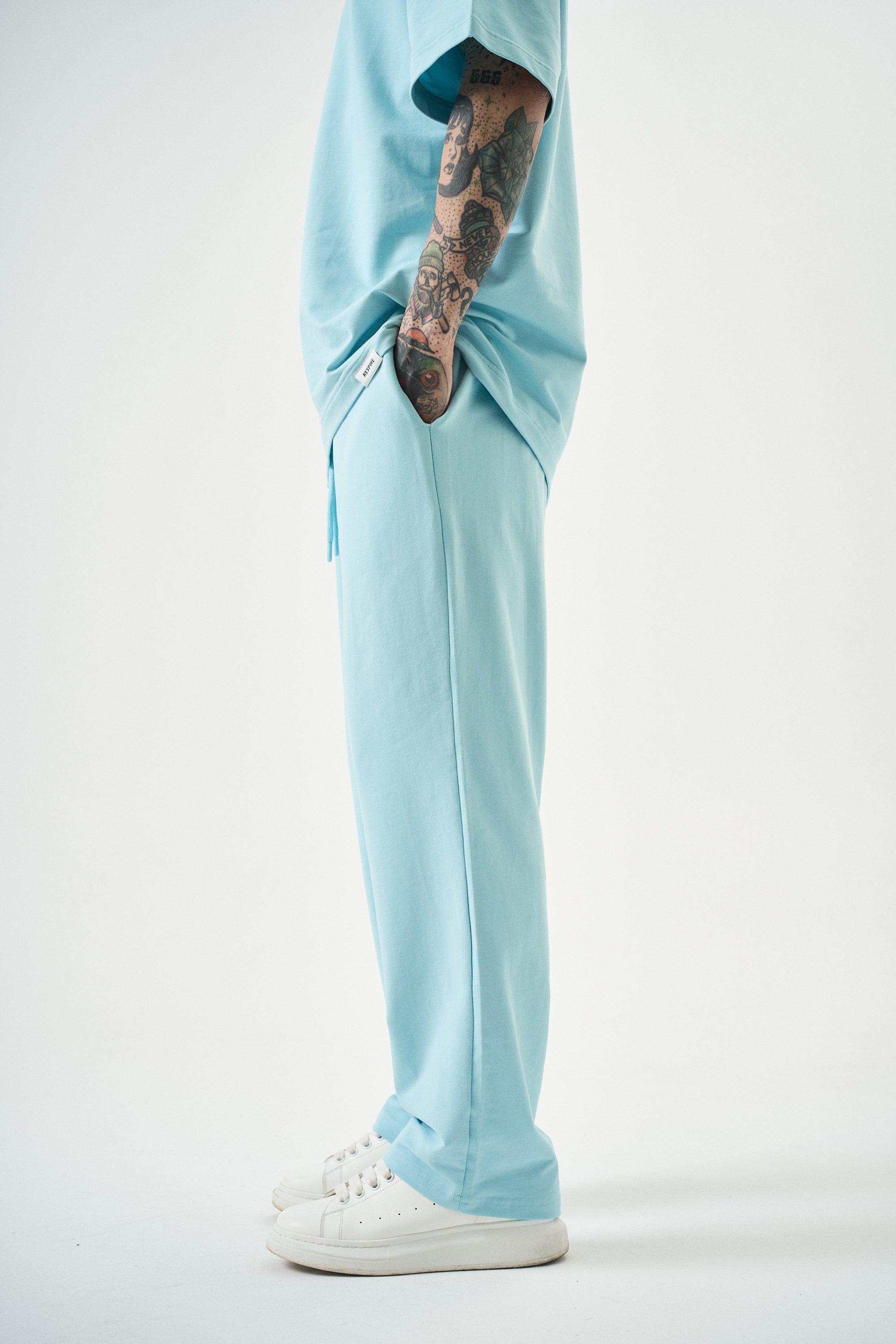 Basic Baggy Sweatpant Baby Blue