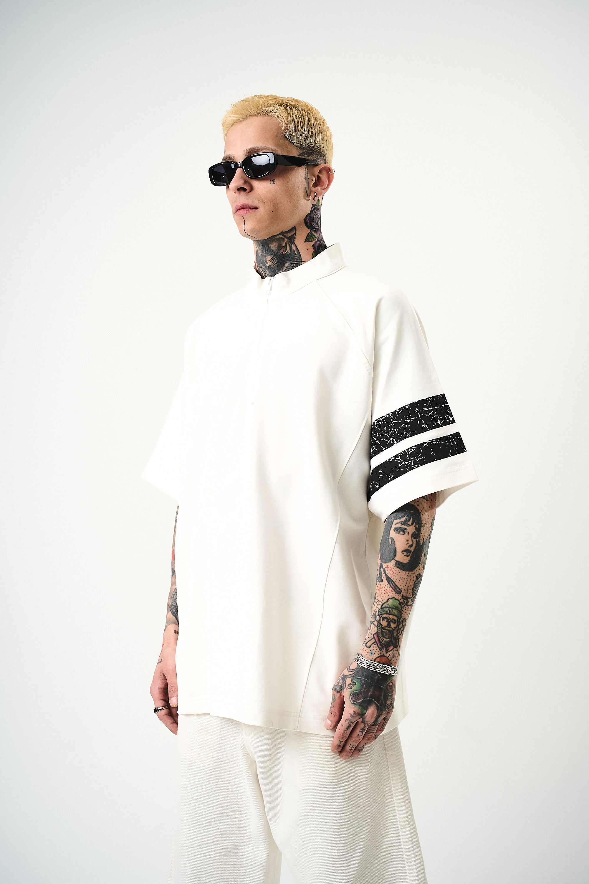 84 Zone Oversized T-Shirt Ecru