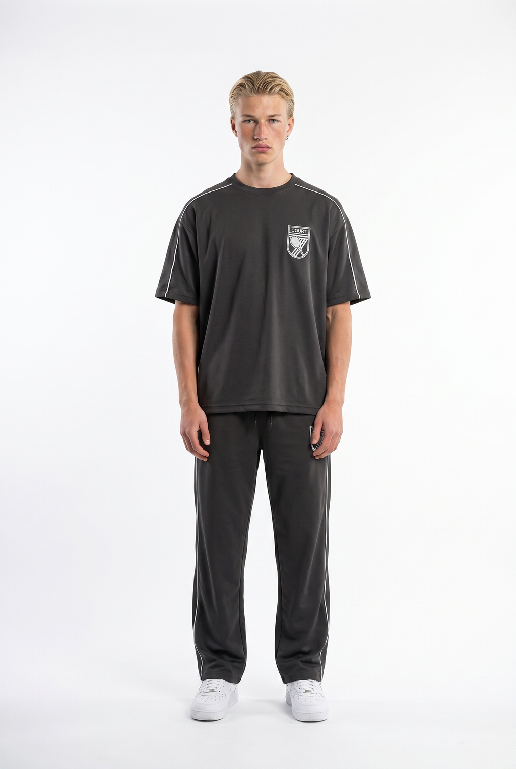 Court Regular Fit Set Brown