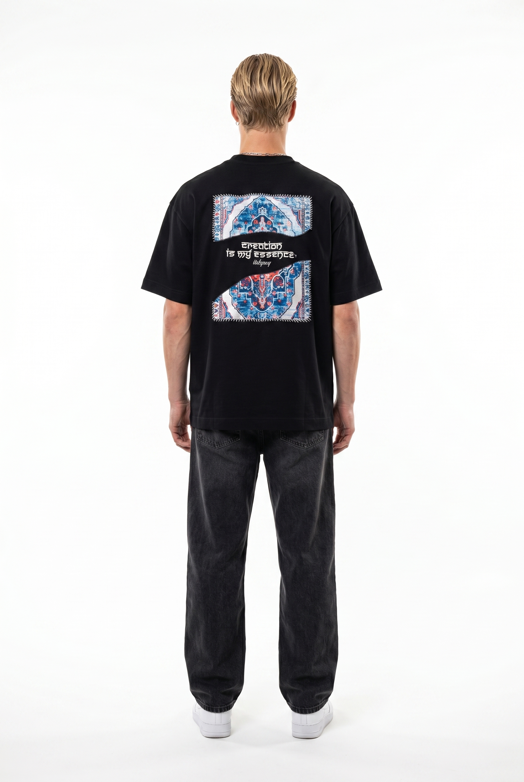 Itsbyzey Oversized T-Shirt Black